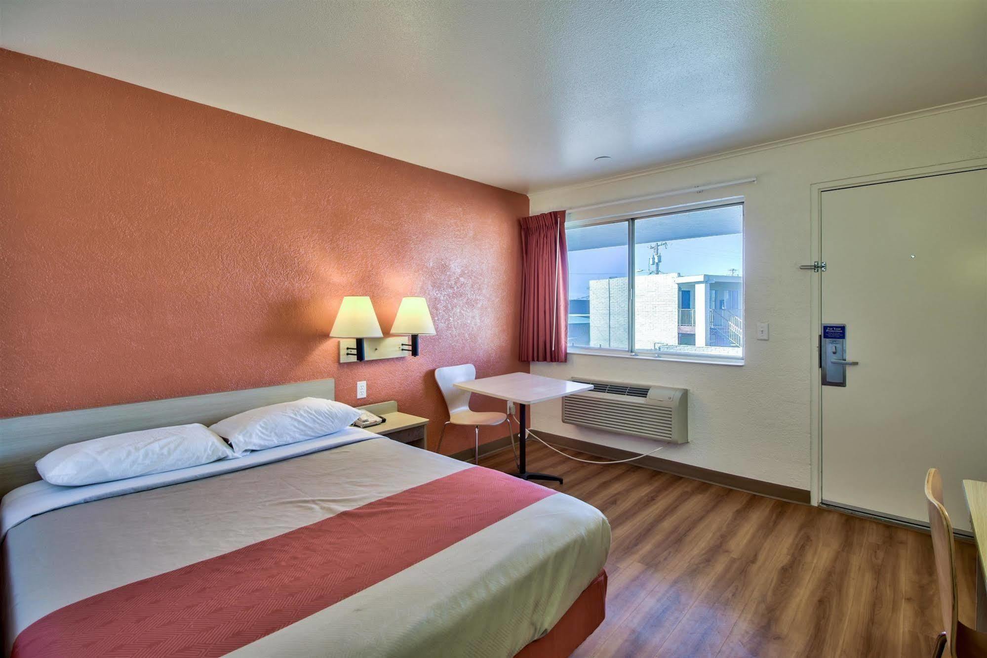Motel 6-Youngtown, Az - Phoenix - Sun City Exterior foto